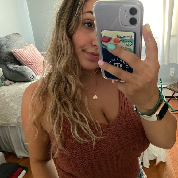 PINK CROPPED SWEATER TANK TOP - Picture 2 of 3